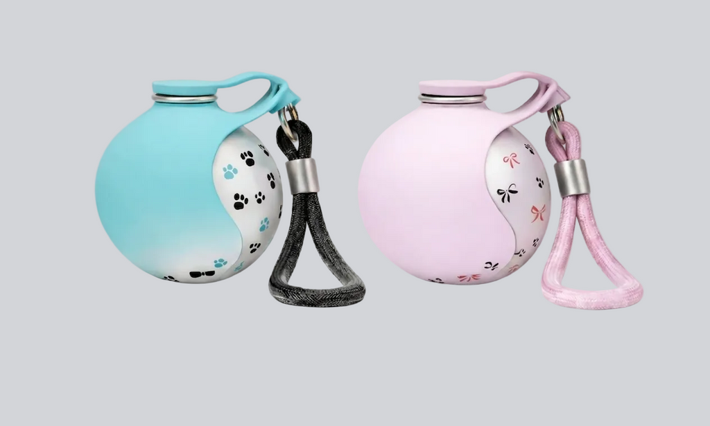 Paws&Woofs™ Portable Pet Water Bottle